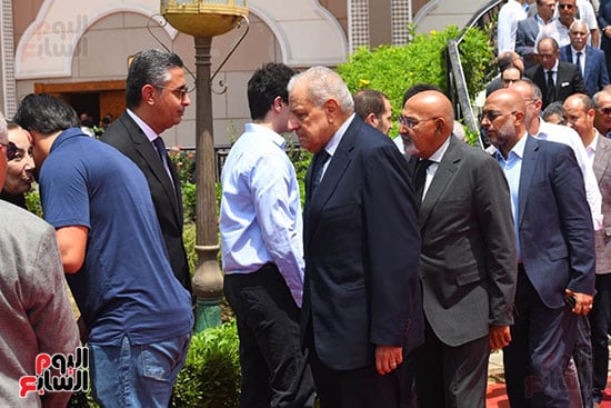 المهندس إبراهيم محلب رئيس وزراء مصر الأسبق المهندس إبراهيم محلب رئيس وزراء مصر الأسبق