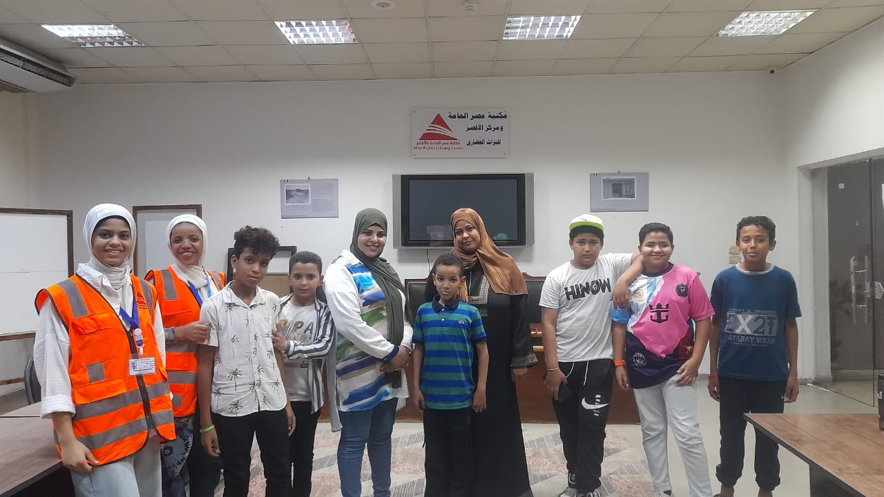 لقاء اليوم المفتوح الأسبوعي مع الأطفال لتقديم الدعم النفسي لهم بالأقصر
