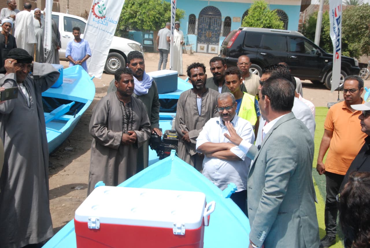 جانب من فرحة الصيادين بتسليمهم 21 مركب صيد