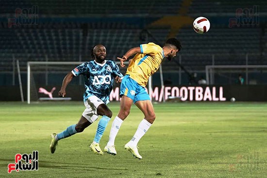 فيستون مايلي فيستون مايلي