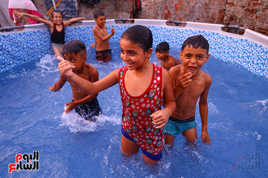 اطفال يدعون غيرهم اطفال يدعون غيرهم