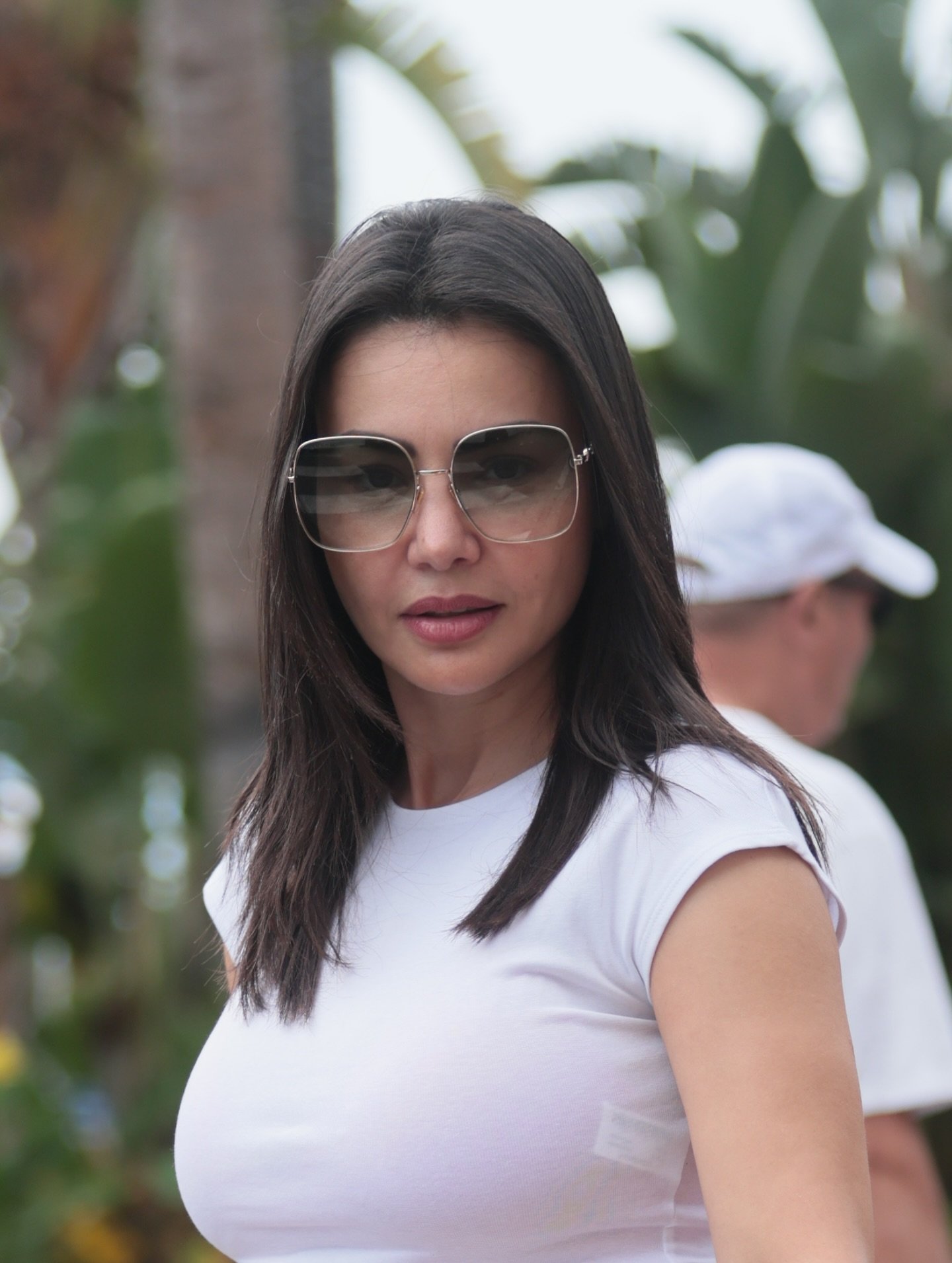 الفنانة دينا فؤاد