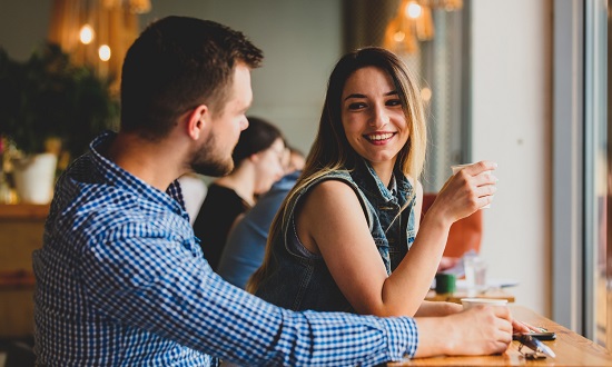 علاقة عاطفية علاقة عاطفية