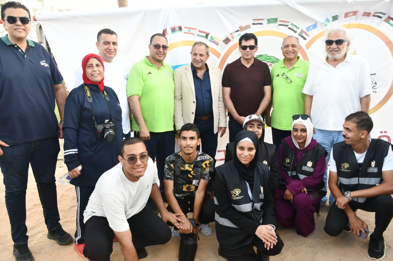 من ختام الدورة العربية الأولي للاتحادات العربية النوعية