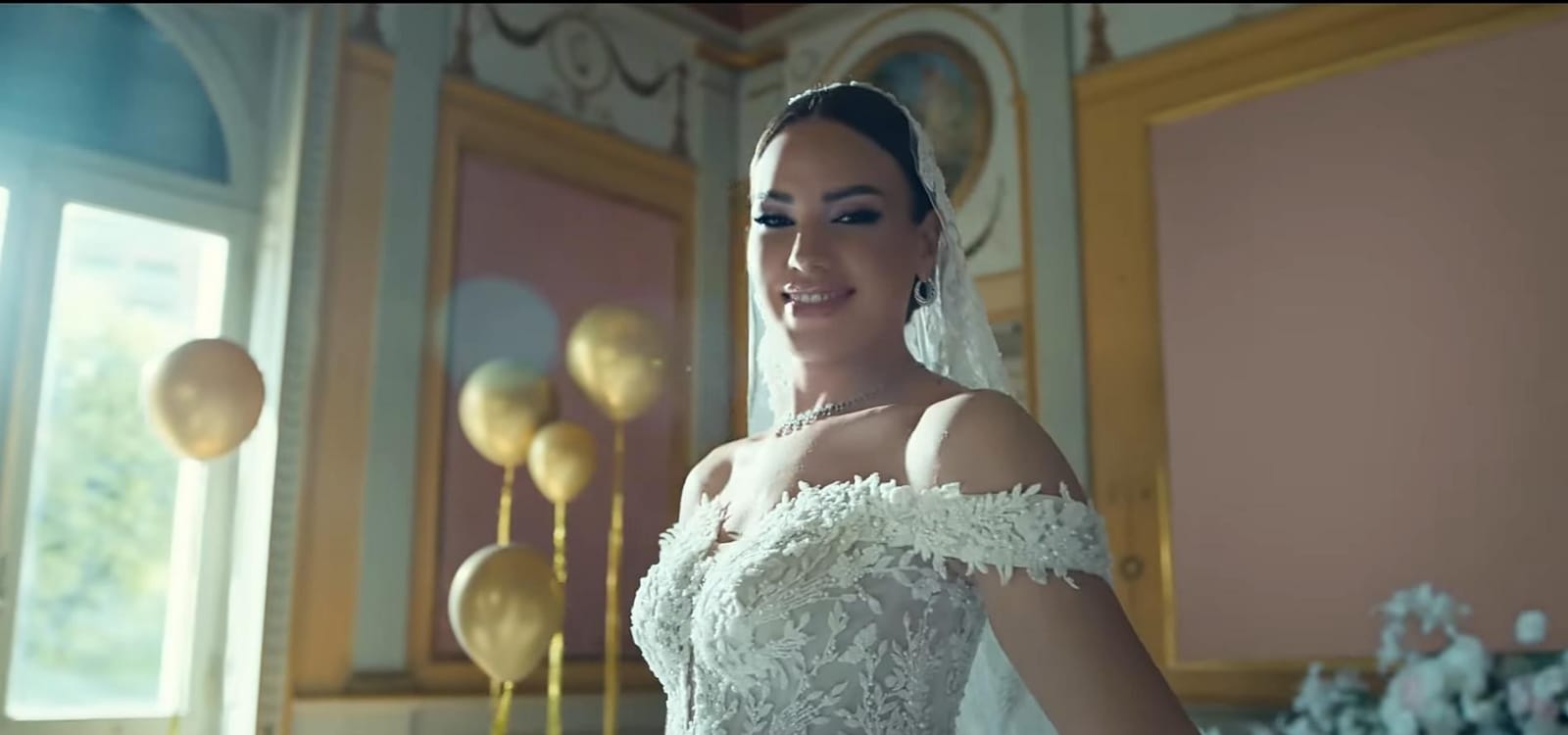 عبيدة عروسة في حفل زفاف أسطوري بكليب ضحكتك بالدنيا بتوقيع بتول عرفة (1)