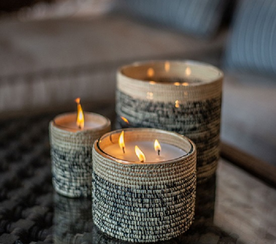 شموع معطرة شموع معطرة