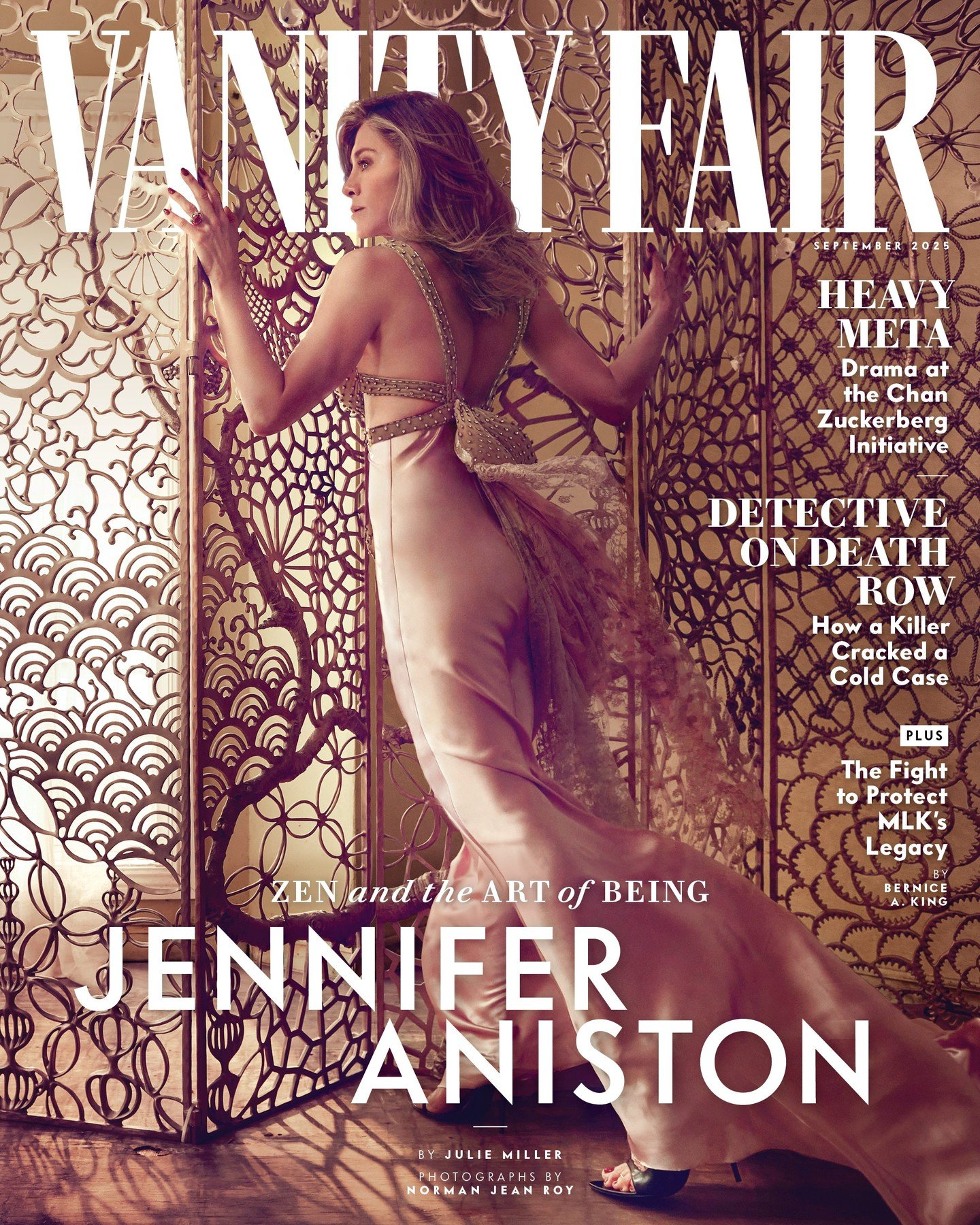 جينيفر أنيستون على غلاف مجلة Vanity Fair