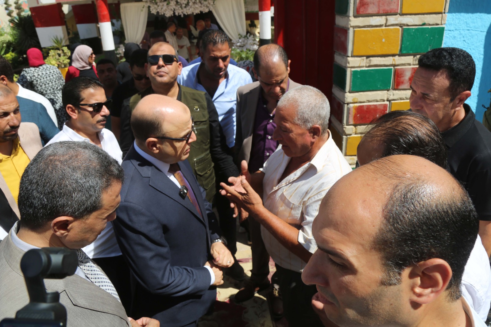 محافظ كفر الشيخ يستمع للمواطنين