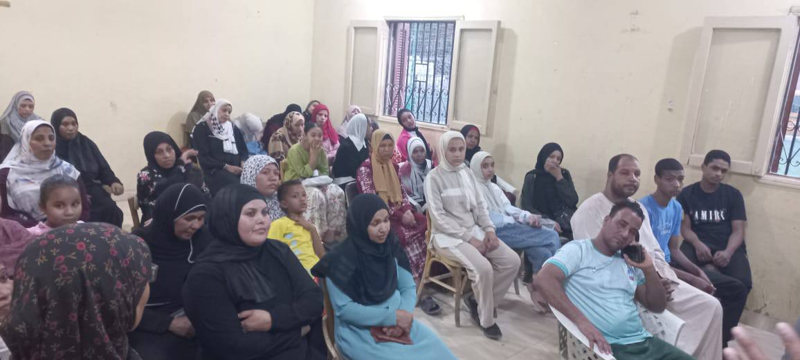 حضور لقاء لتعزيز المشاركة السياسية تحت شعار شارك الكلمة كلمتك