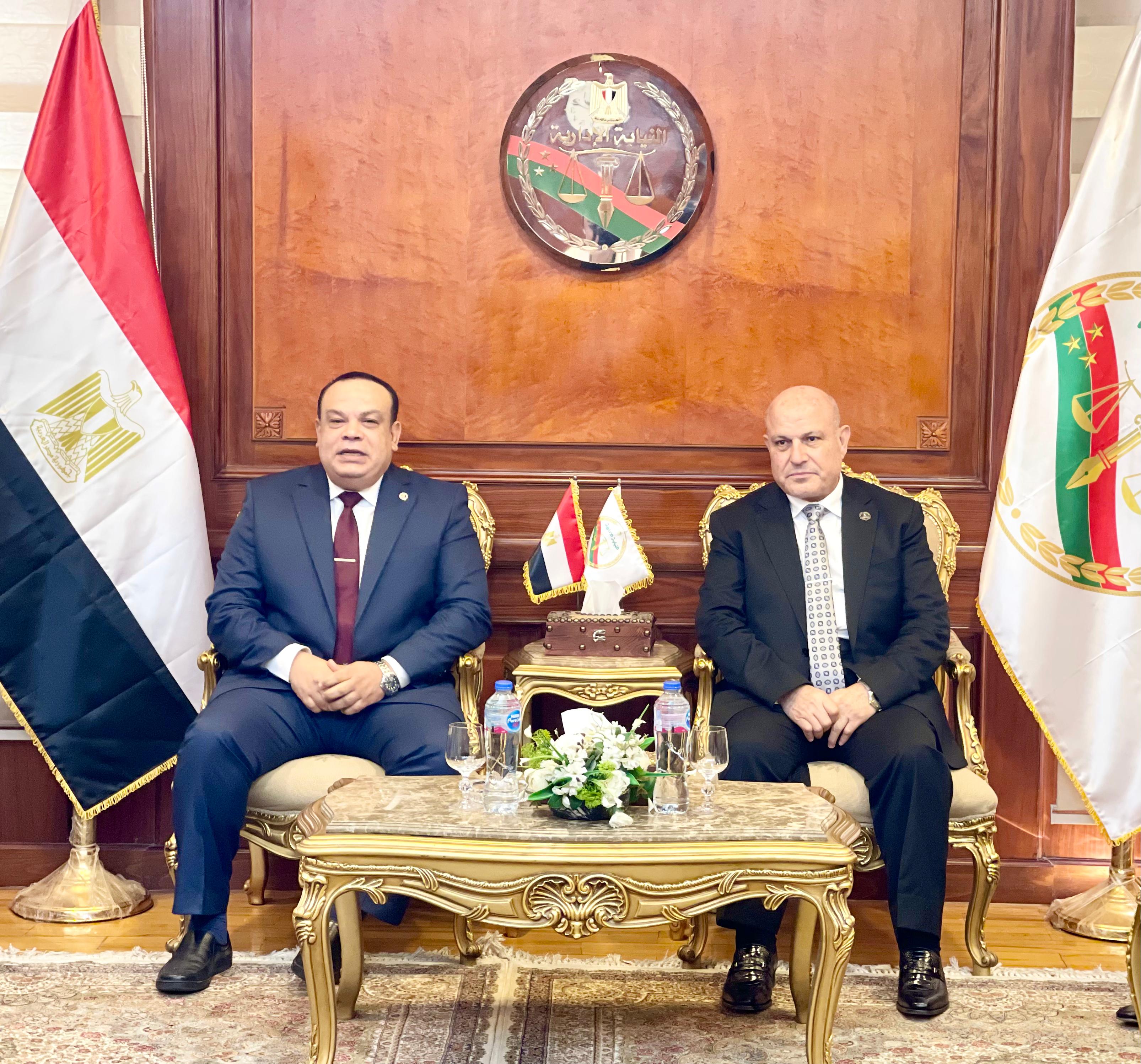 رئيس النيابة الإدارية يستقبل المستشار حازم بدوي  (2)