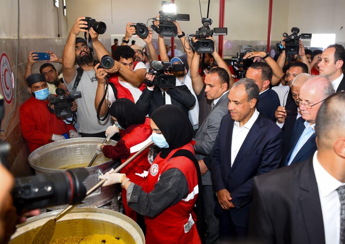 بدر عبد العاطى ورئيس وزراء فلسطين
