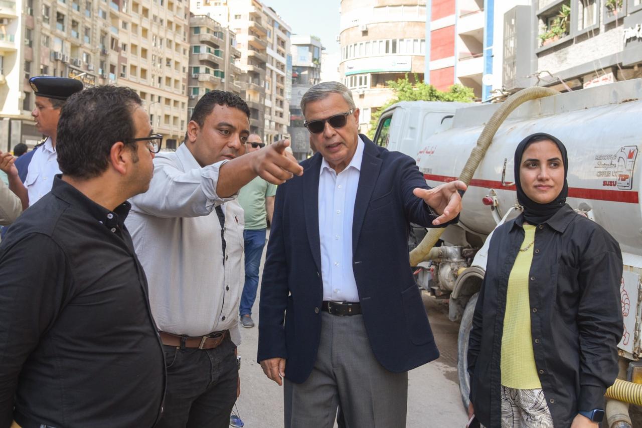 المحافظ خلال الجولة