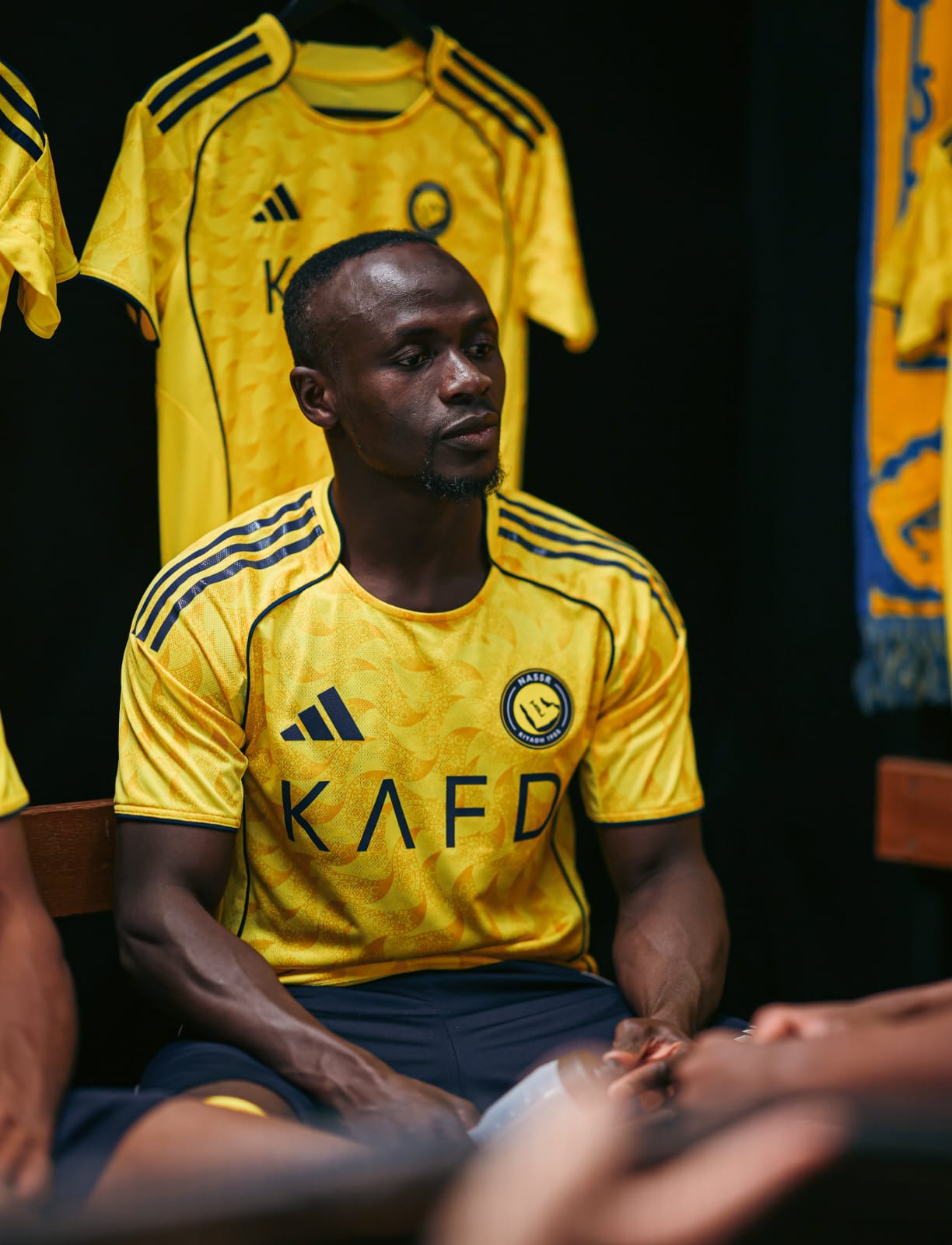 ساديو ماني بقميص النصر
