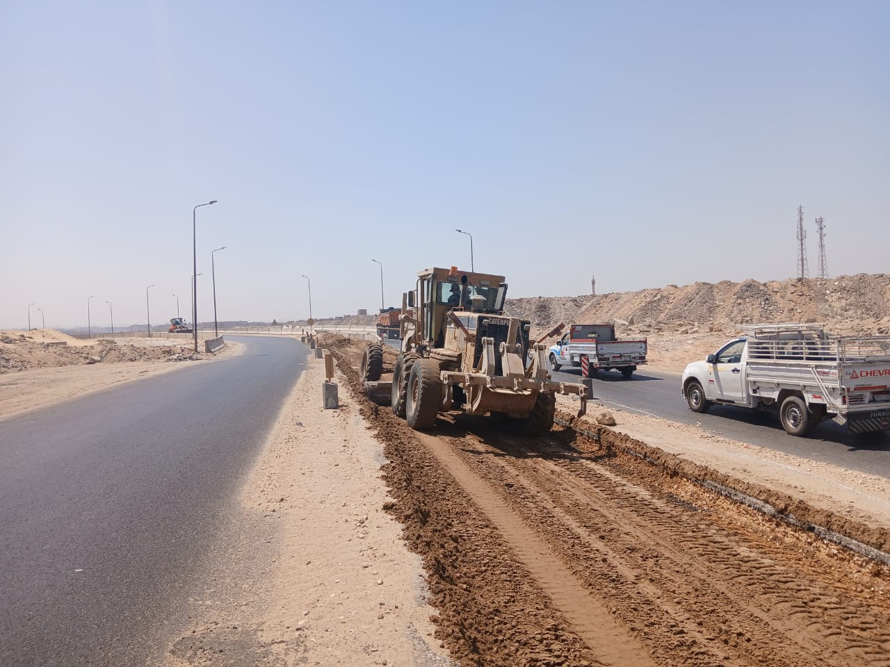 سير العمل بتطوير الطريق