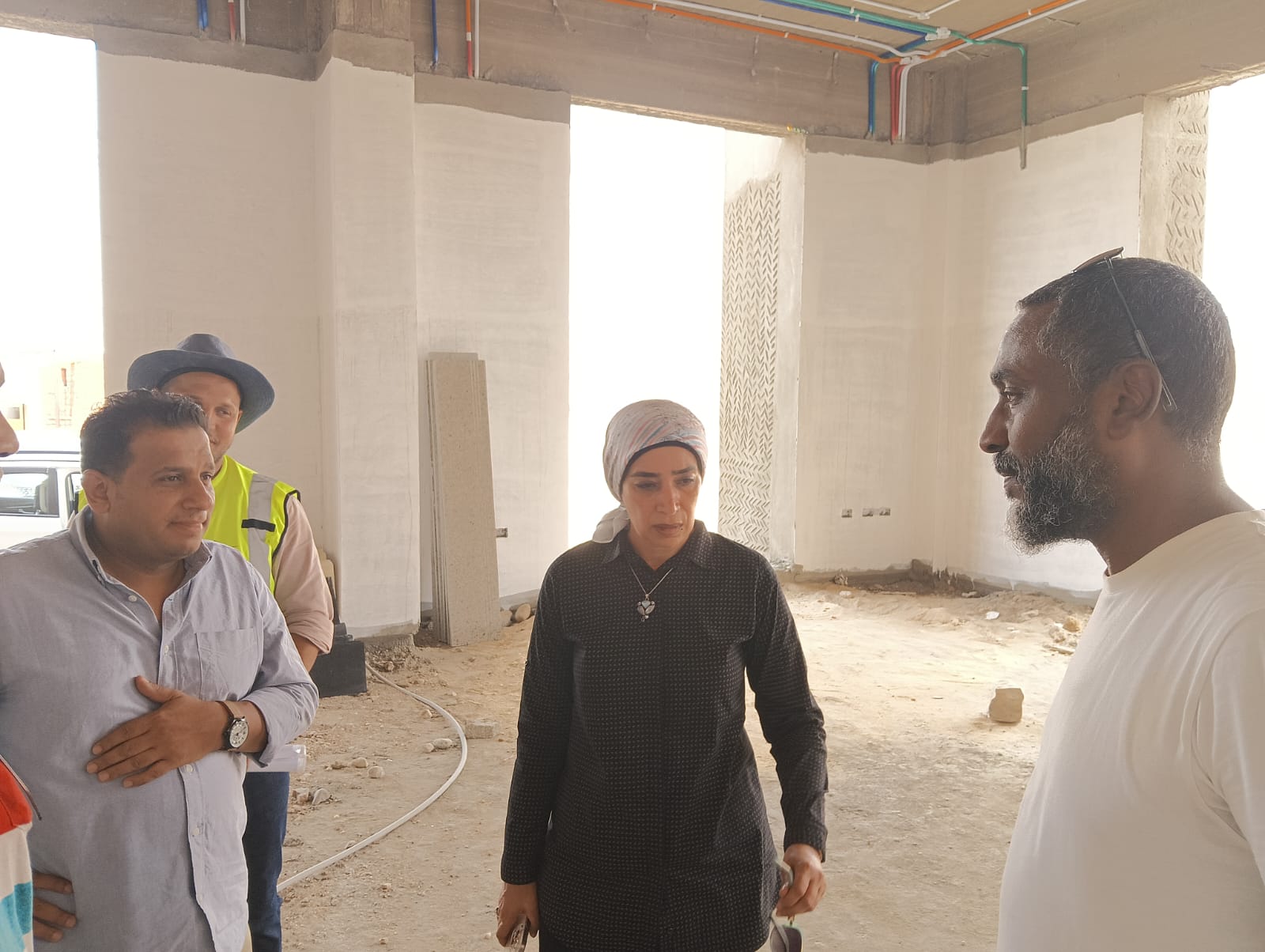 جولة رئيسة الجامعة لمتابعة المشروعات الإنشائية ومعدلات التنفيذ بطيبة جولة رئيسة الجامعة لمتابعة المشروعات الإنشائية ومعدلات التنفيذ بطيبة