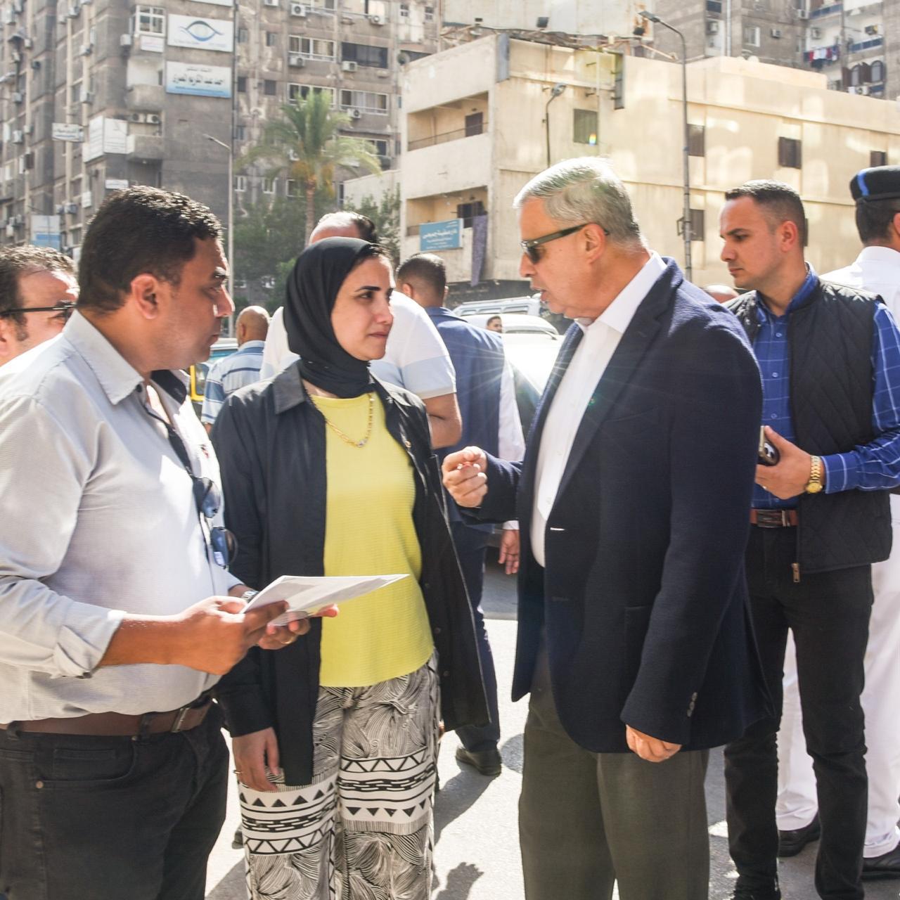 المحافظ اثناء الجولة8