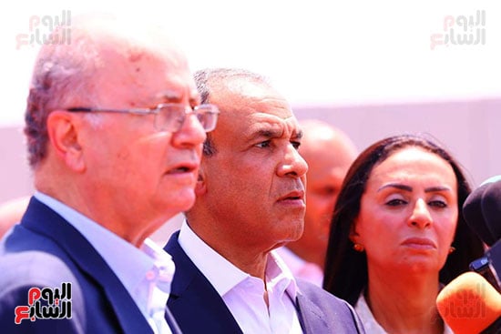 وزير الخارجية ووزيرة التضامن من امام معبر رفح