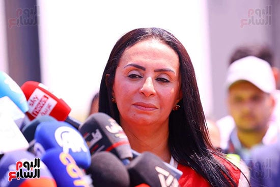 وزيرة التضامن فى معبر رفح