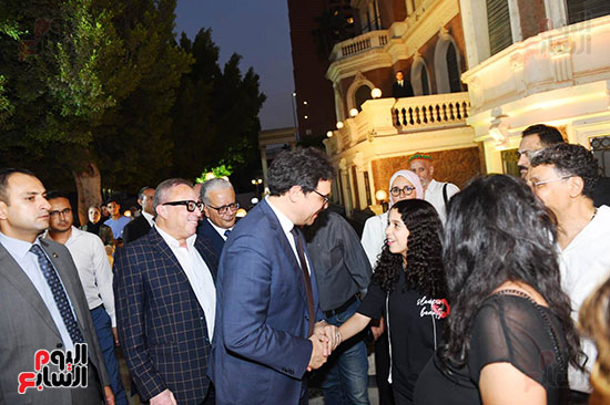 وزير الثقافة يفتتح معرض صوت مصر أم كلثوم بمجمع الفنون (17)