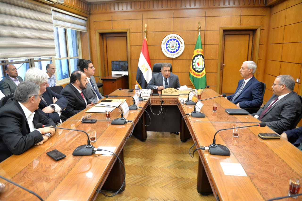 توقيع عقد تنفيذ محطة معالجة الصرف الصحي بقرية بهوت بتمويل أوروبي ب14.3 مليون يورو (2)