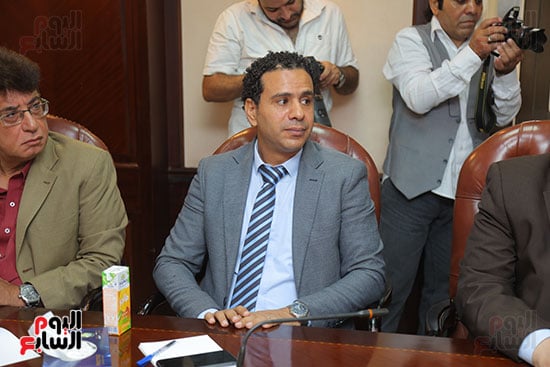 الزميل احمد اسماعيل