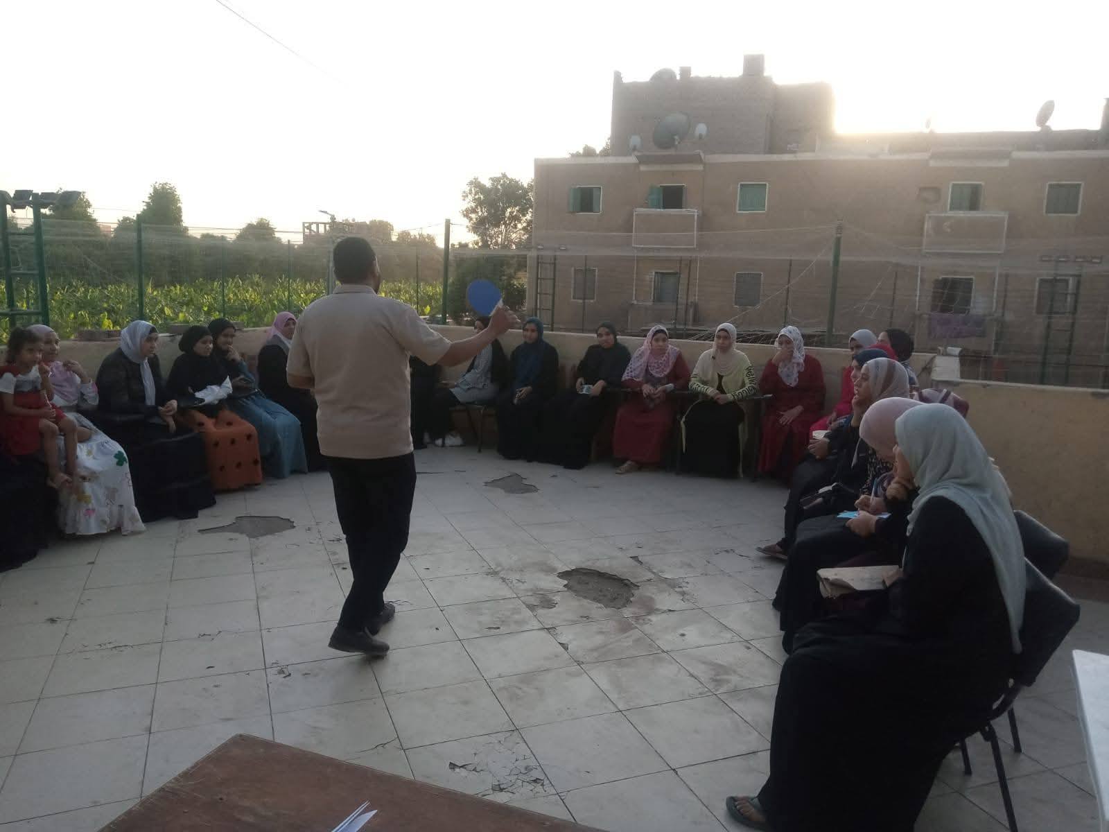 جلسات رياضية لأعضاء أندية السكان بمركز شباب وابورات المطاعنة