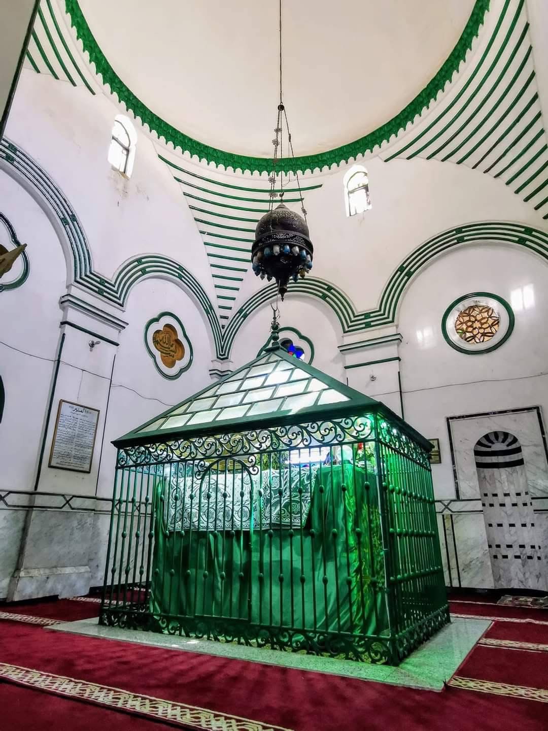 ضريح المنير