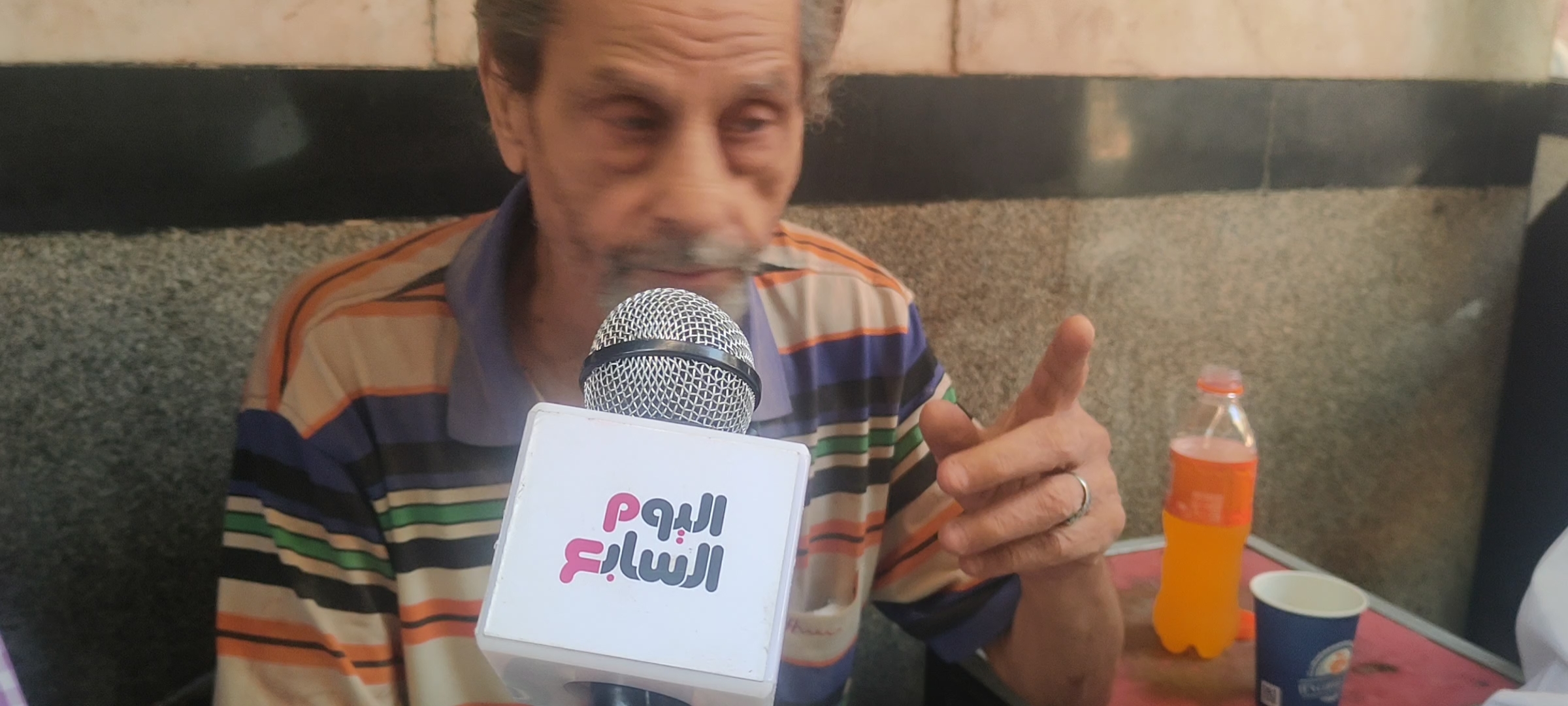 أحد الناجون من انهيار العقار (2)