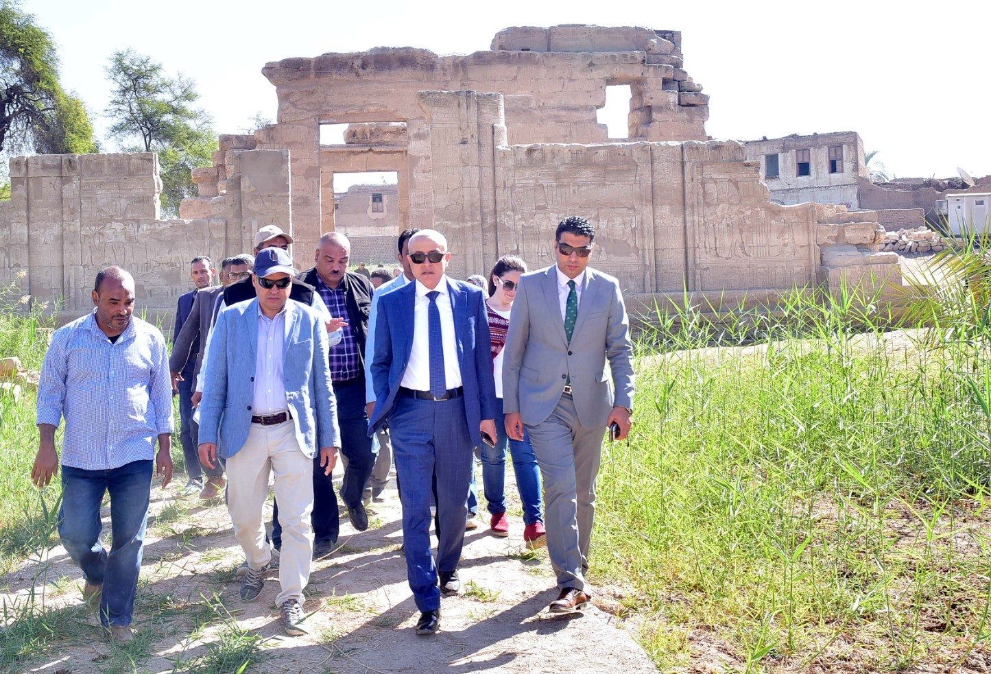 المحافظ كلف بحل أزمة المياه الجوفية داخل المعبد المحافظ كلف بحل أزمة المياه الجوفية داخل المعبد