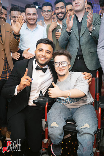 عمر فرج مع العريس عمر فرج مع العريس