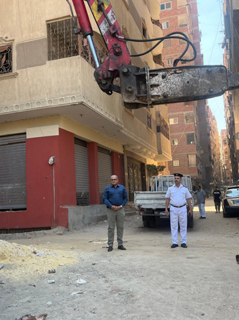 رئيس الحي خلال الحملة