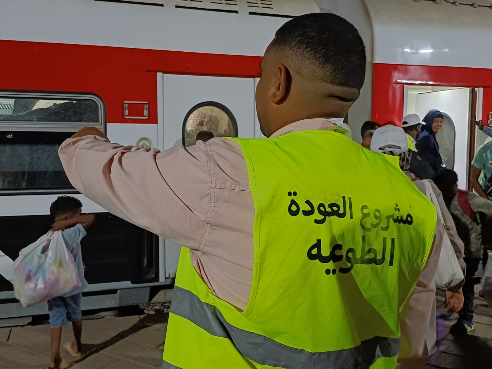 محطة السد العالى تستقبل الأشقاء السودانيين (16)