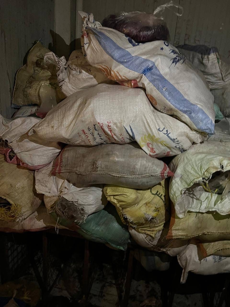 ضبط 3 أطنان أحشاء حيوانية غير صالحة