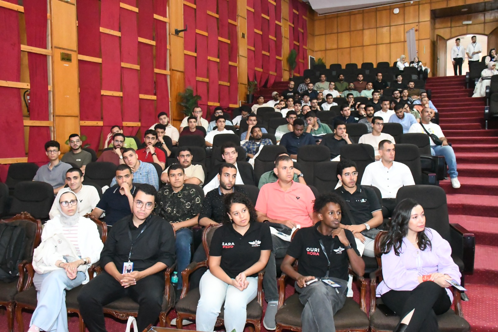 جانب من الحضور فى الورشة (2)