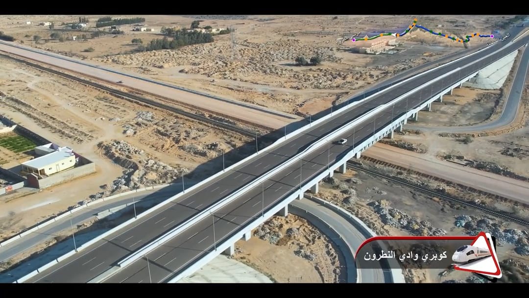 وزارة النقل تنفذ 71 كوبرى بمسار الخط الأول للقطار الكهربائى (1)
