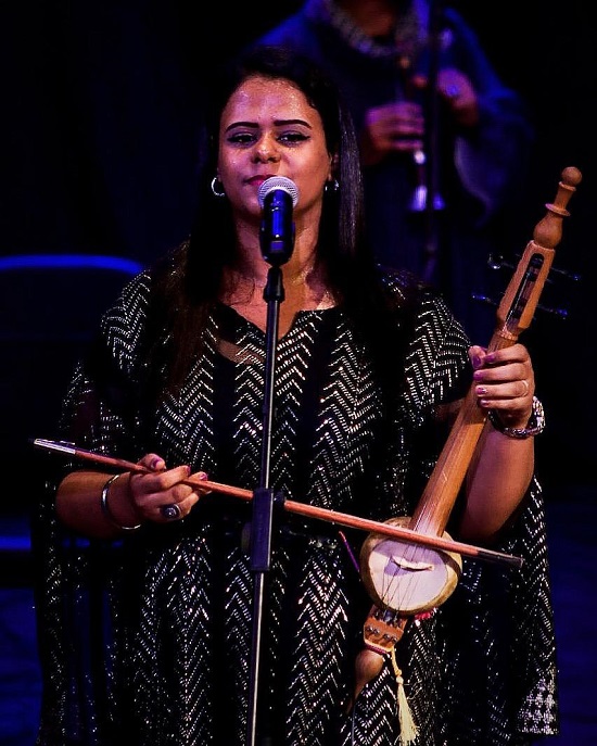 المغنية صفا الهلالي