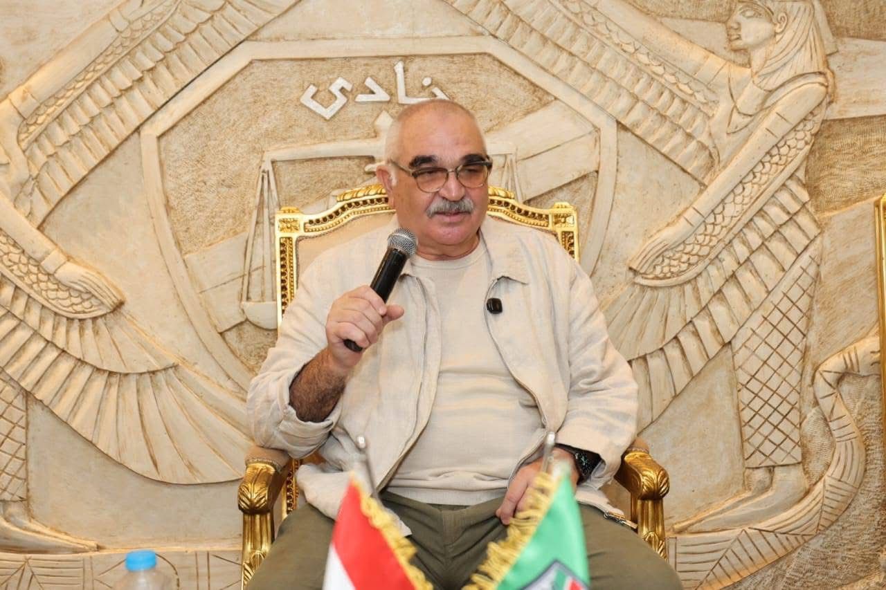 جانب من الاجتماع (1)