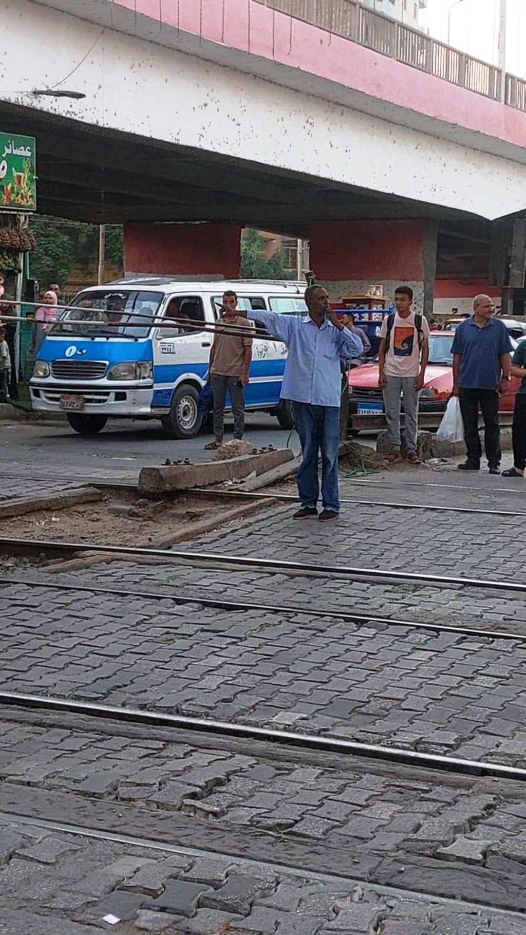 عامل مزلقان بنى سويف عامل مزلقان بنى سويف