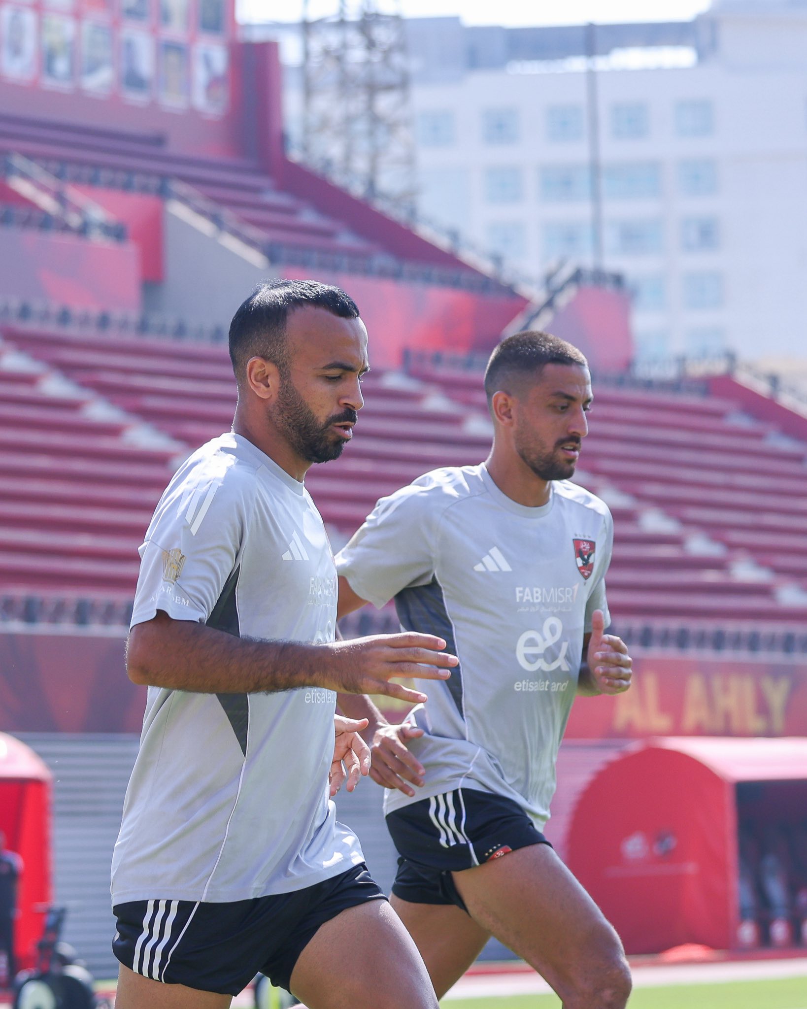 أفشة وطاهر من مران الأهلي اليوم