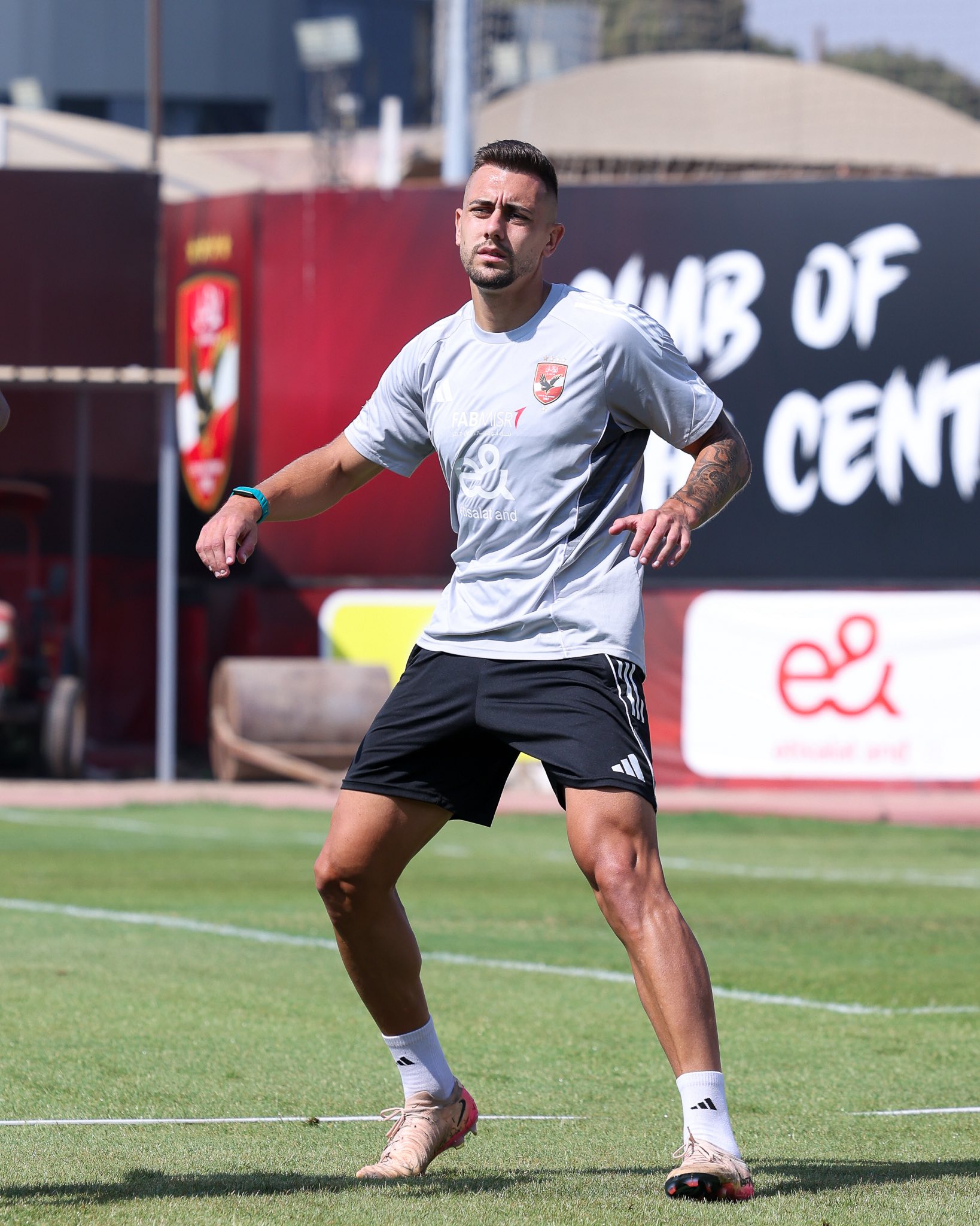 جراديشار في مران الأهلي اليوم