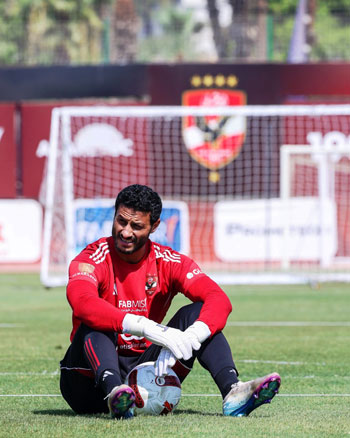 محمد-الشناوي-في-تدريبات-الأهلي محمد-الشناوي-في-تدريبات-الأهلي