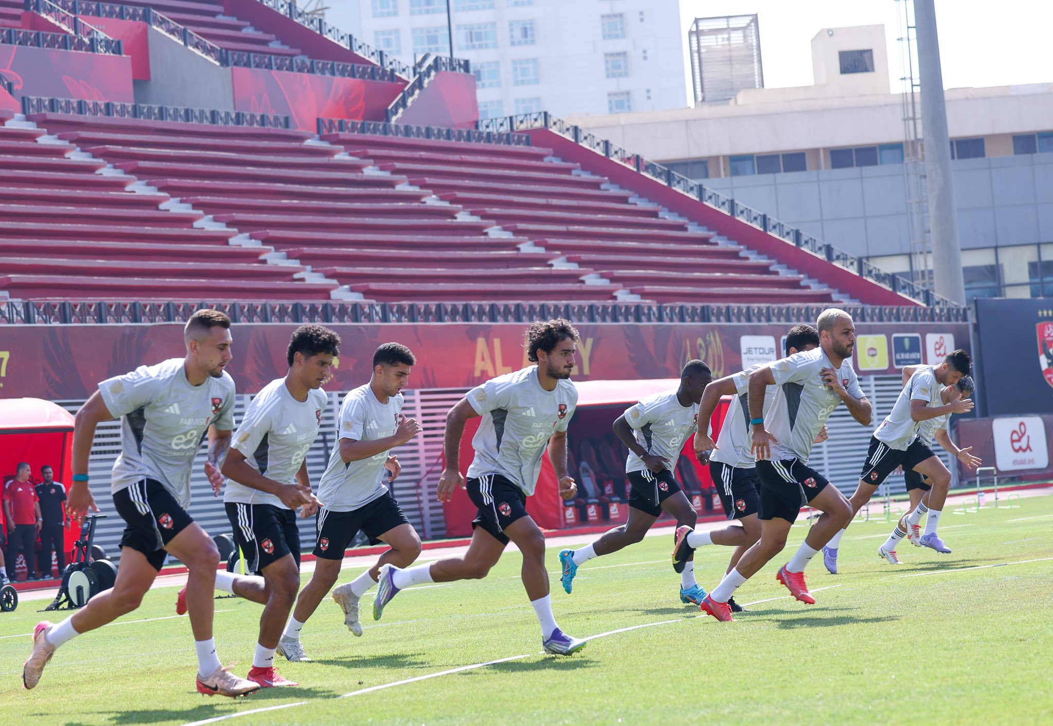 مران لاعبي الأهلي