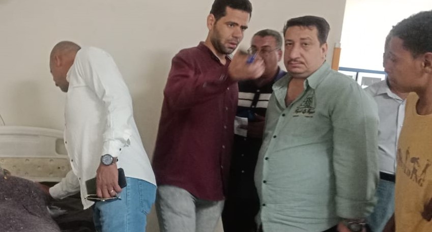 تفقد الحالات المصابة بالمستشفى