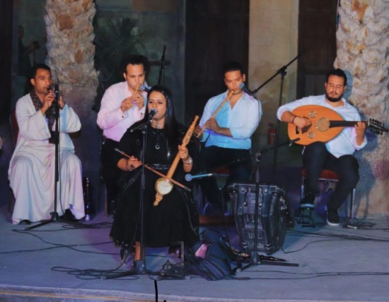 صفا فى إحدى الحفلات