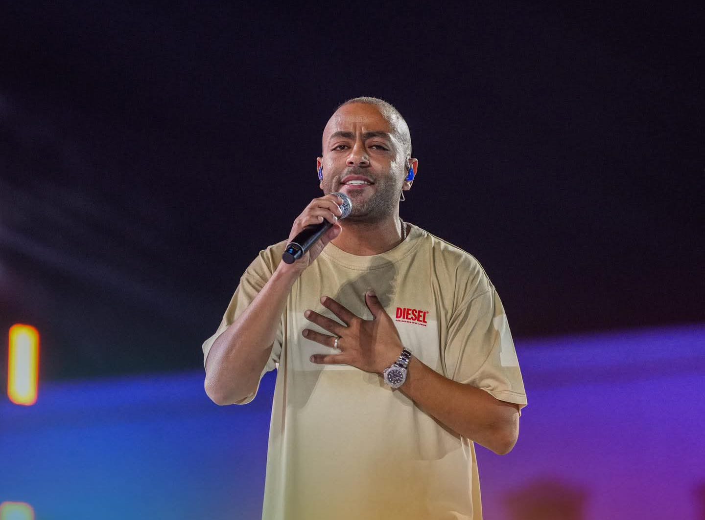 النجم تامر عاشور