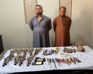 المتهمون والمضبوطات (19)