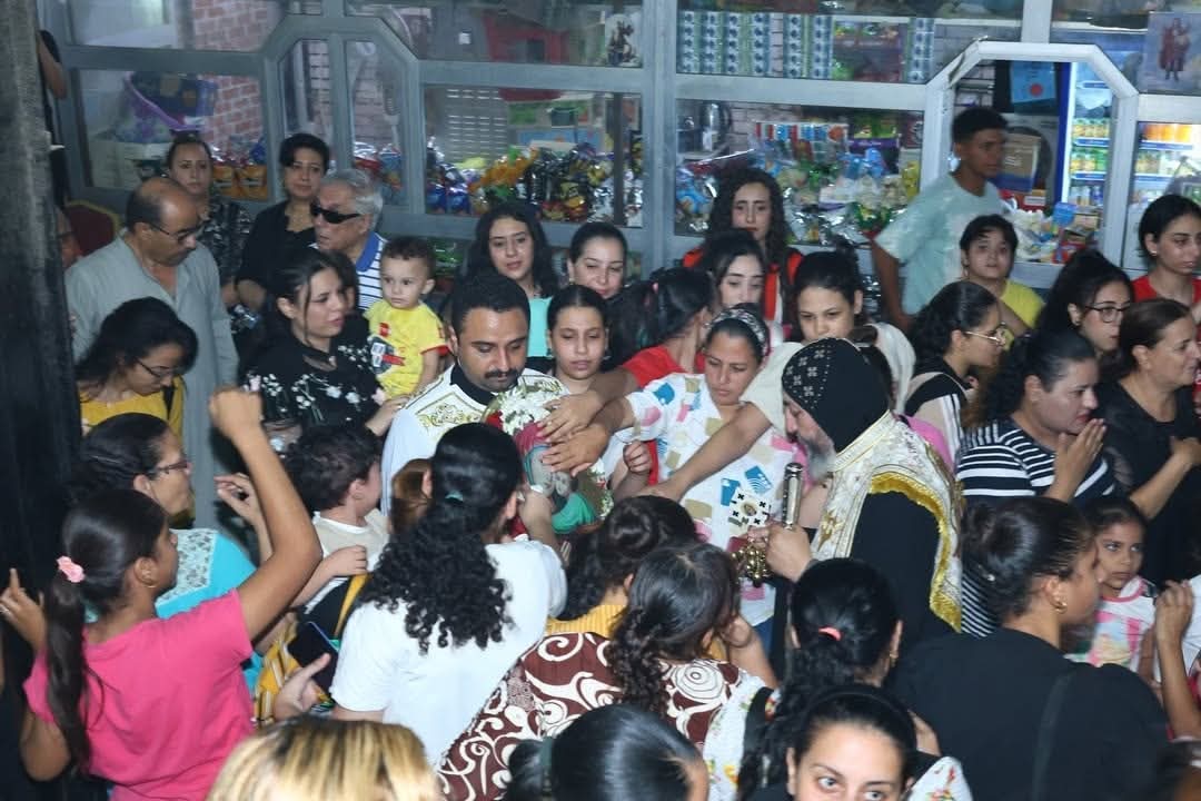 الكنيسة تحتفل بعيد العذراء مريم بكنيستها ببني مزار (2)