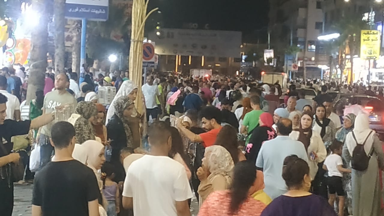 ليالي مصيف مطروح تمشية وتسوق ليالي مصيف مطروح تمشية وتسوق