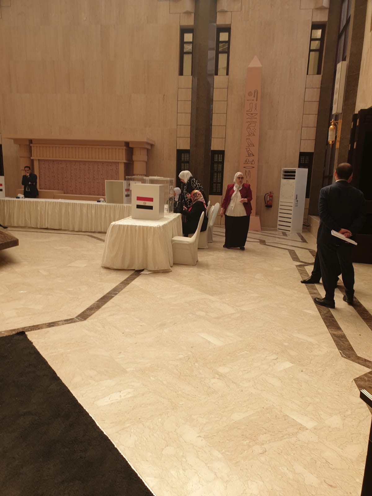 الهيئة الوطنية للانتخابات تُتابع سير عملية فتح مقرات اللجان (33)