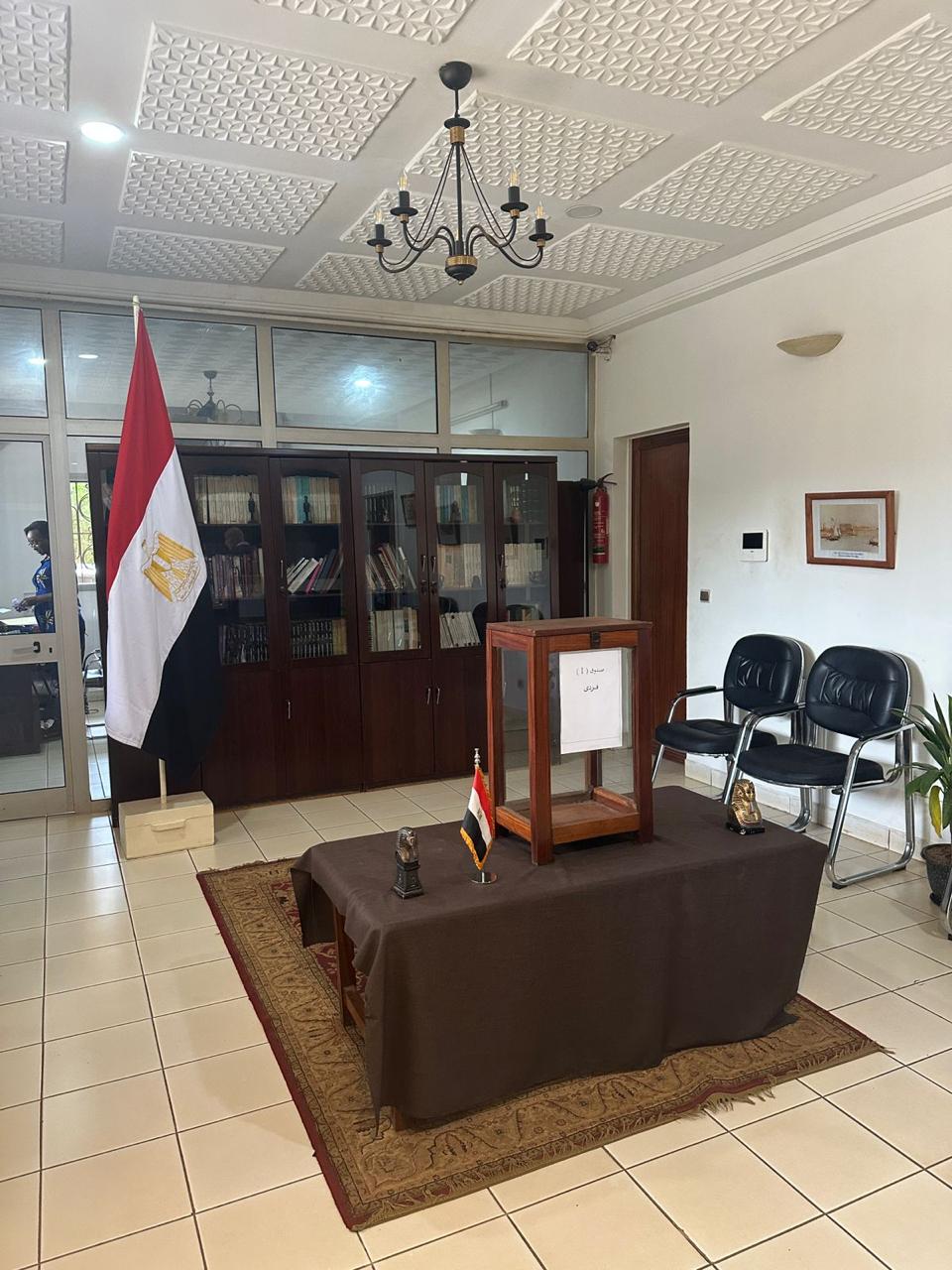 11 لجنة انتخابية فى القارة الإفريقية تفتح أبوابها لاستقبال الناخبين (1)